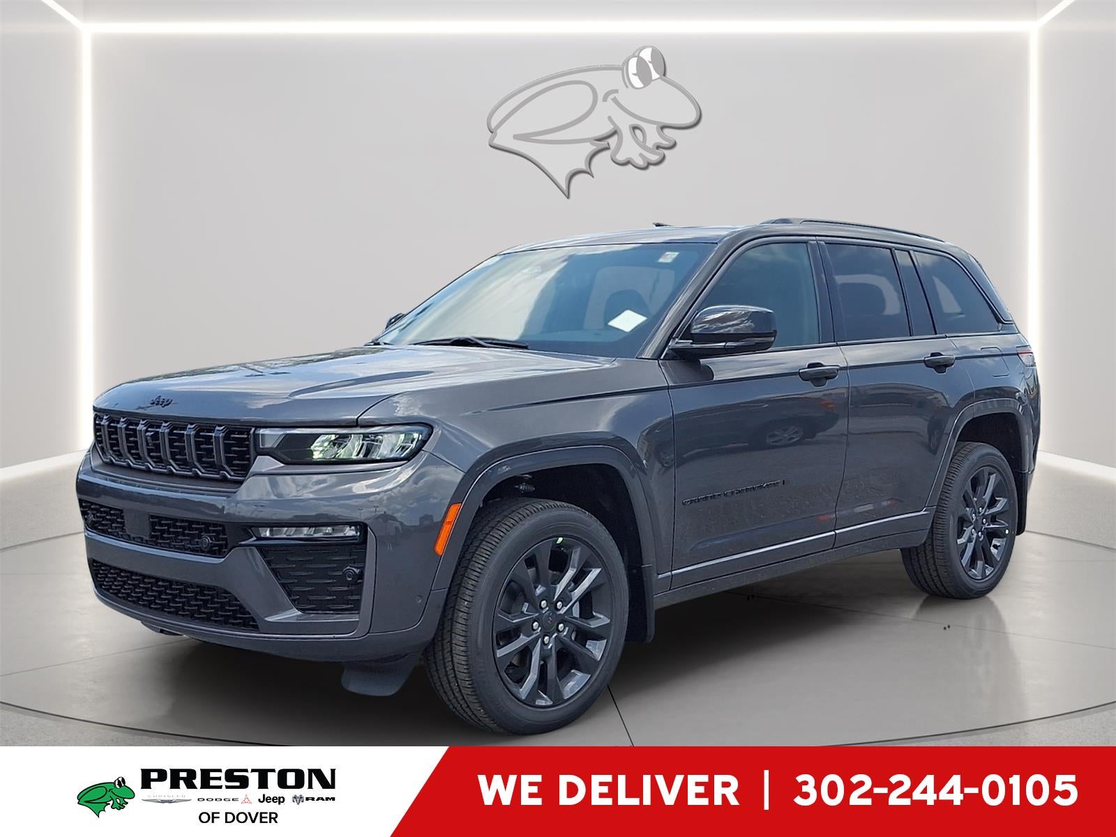2026 Jeep Grand Cherokee Limited Reserve in Baltic Gray Metallic Clearcoat — front three-quarter view