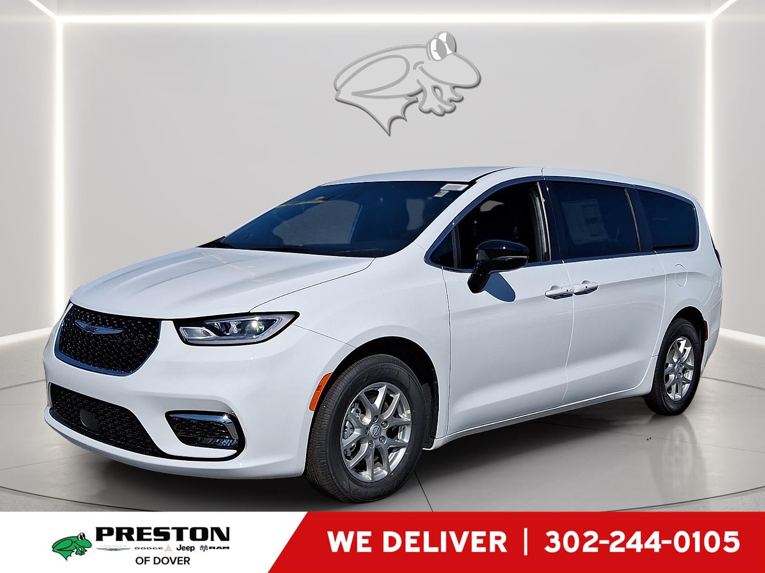 2026 Chrysler Pacifica Select in Bright White Clearcoat — front three-quarter view