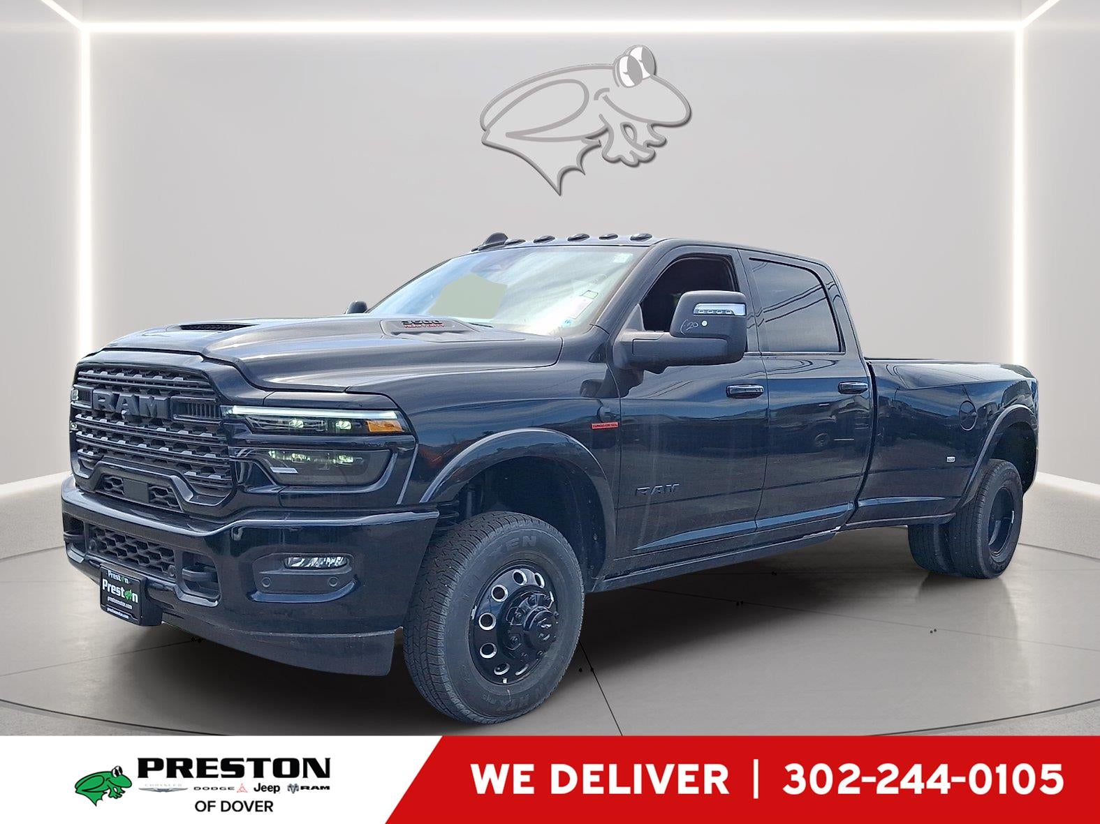2026 RAM 3500 Limited in Diamond Black Crystal Pearlcoat — front three-quarter view